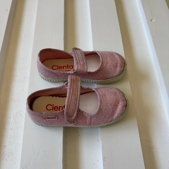 Cienta Sparkle Pink Mary Jane Flats - Picture 1 of 4